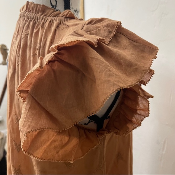 Universal Thread Ruffle Sleeve Blouse - Picture 3 of 5